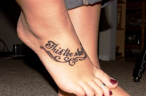 small foot tattoos for females|small feminine foot tattoos.